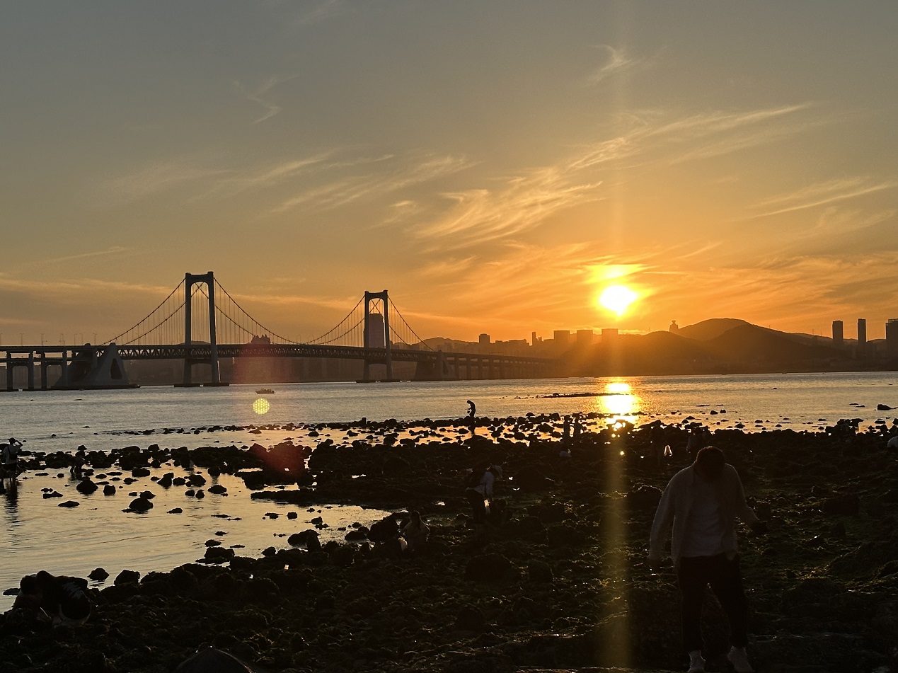 海濱浪漫-國藥集團山西有限公司化玻分公司-丁昕.jpg